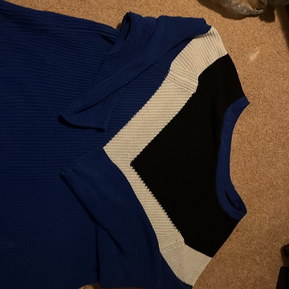 Blue, black, and white Express chevron oversized sweater - Picture 2 of 3